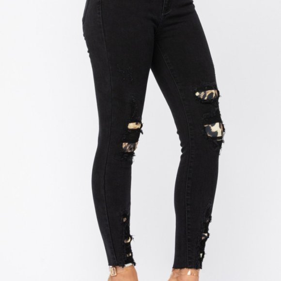 Judy Blue Black Destroyed Leopard Patch Jeans - Picture 6 of 9
